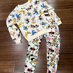 Disney Women’s Pajamas - Colorful Cartoon Print size XS